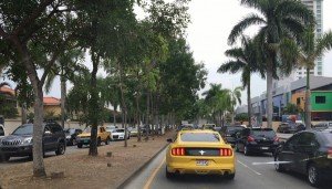 El choque caus贸 gran congestionamiento en el Corredor Sur, y esto repercute directamente en las calles aleda帽as a las salidas y entradas de CDE | Foto: Natalia Carvajal