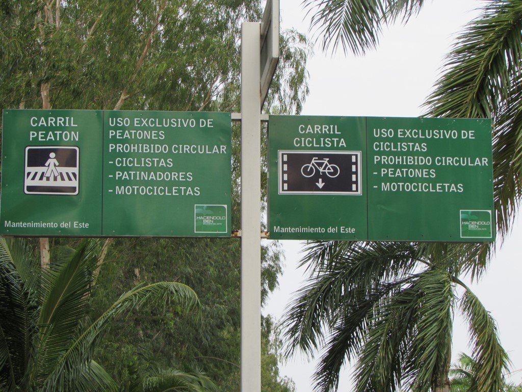 Mantenimientos del Este ha señalizado el malecón | Foto: Aydana Ruiz