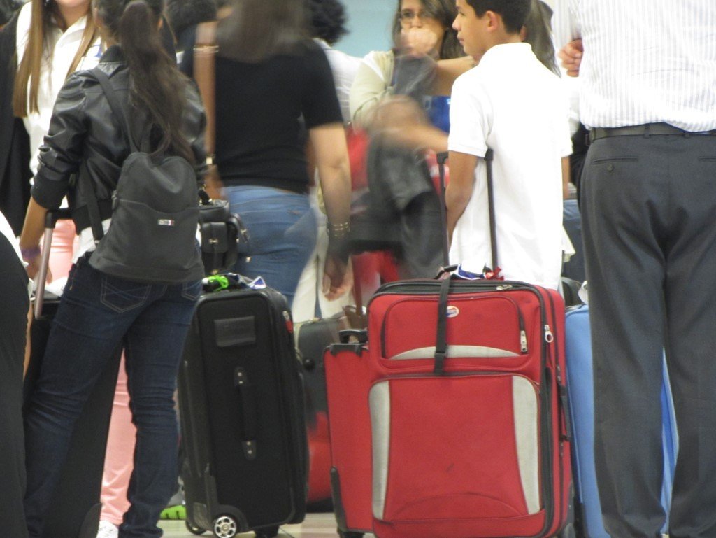 Toda la vida de un inmigrante se resume en una maleta.