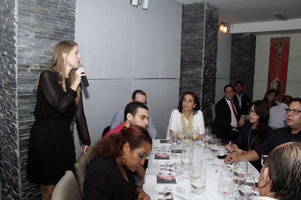 Azahar Restaurante, ubicado en El Cangrejo, fue el lugar del lanzamiento del fino chocolate. Claudia Franceschi, gerente de Mercadeo de Franceschi estuvo a cargo de la presentación.