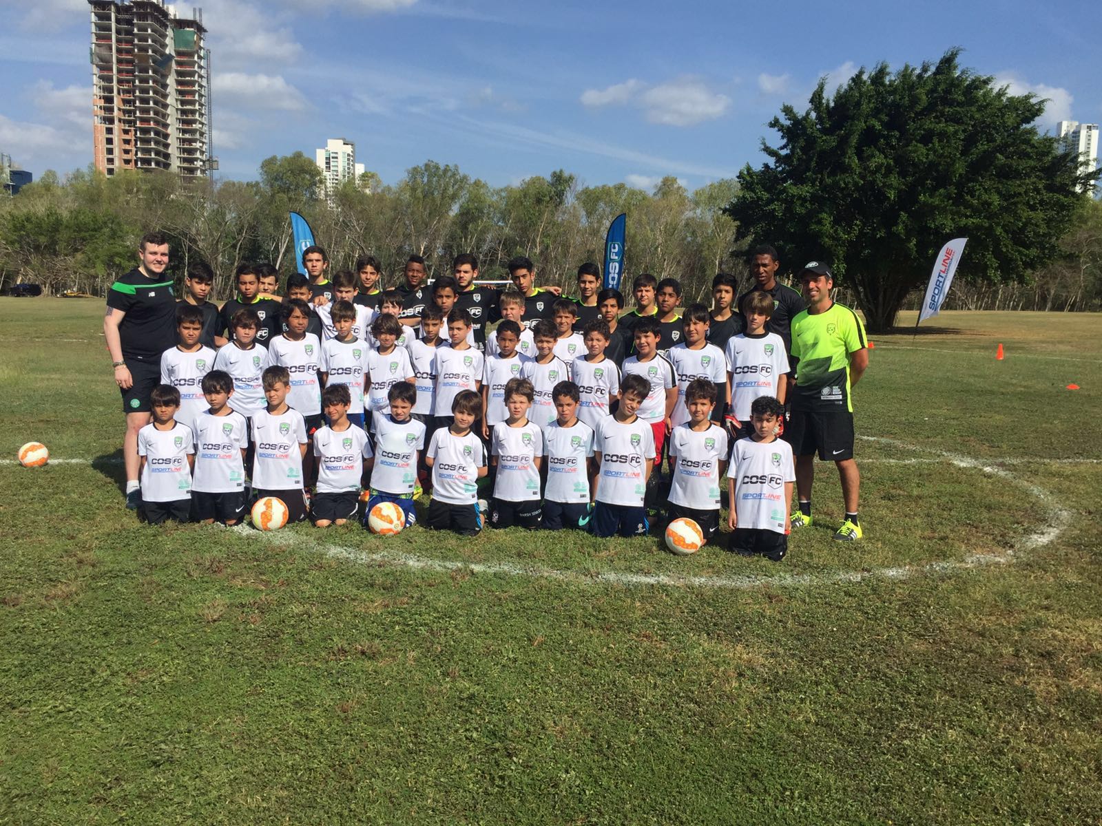 Más de 45 niños asisten diariamente al Parque Felipe Motta, sede del Celtic Camp en Panamá.