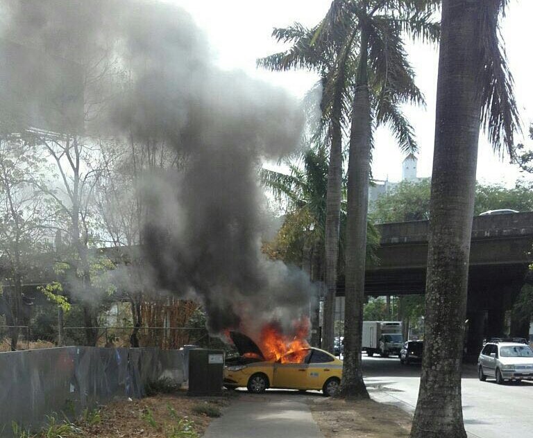 El taxista salió ileso | Foto: Hebert Riera