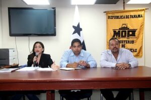 Representantes del MOP dieron a conocer los detalles de la venidera licitación.