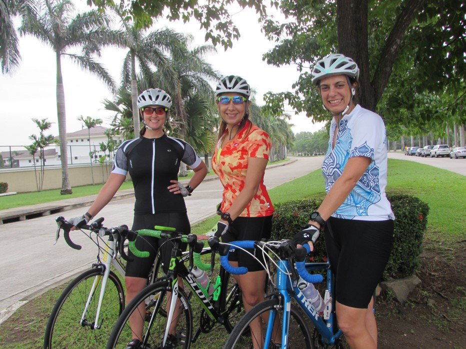 Anabella Derlon, Gismary Laya y Carolina Terife.