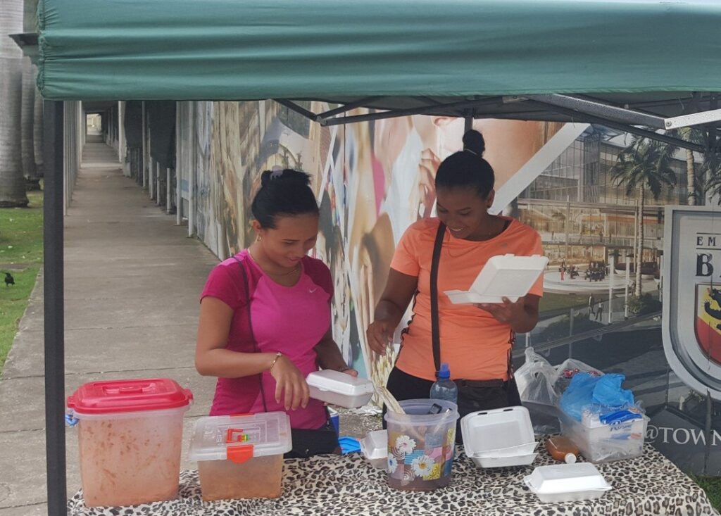Los vendedores de comida serán reubicados en una zona en la que causen el menor impacto posible a la comunidad.