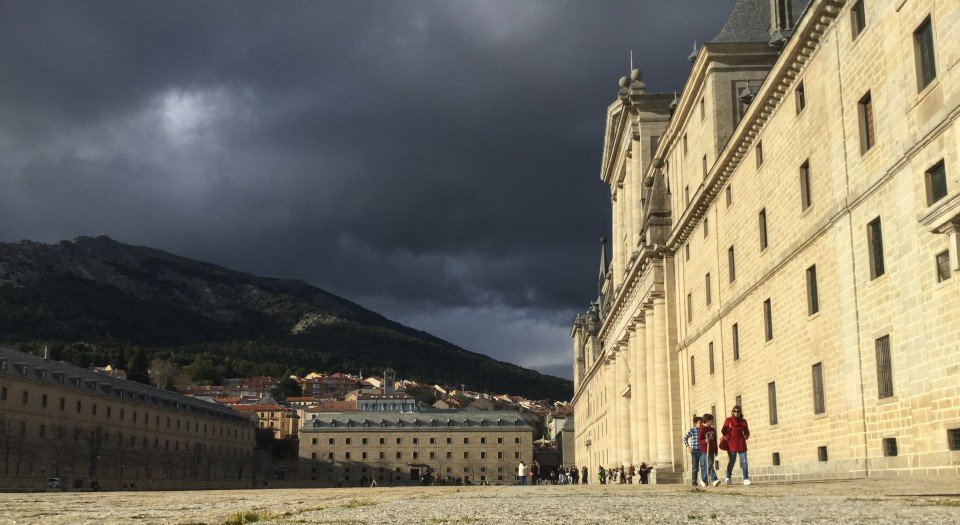 La formación académica de los jóvenes transcurre en el monasterio dirigido por los Padres Agustinos.