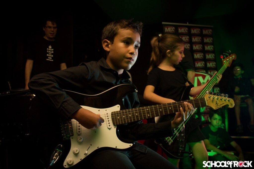 School of Rock está ubicada en el edificio IStorage de la zona industrial de CDE.